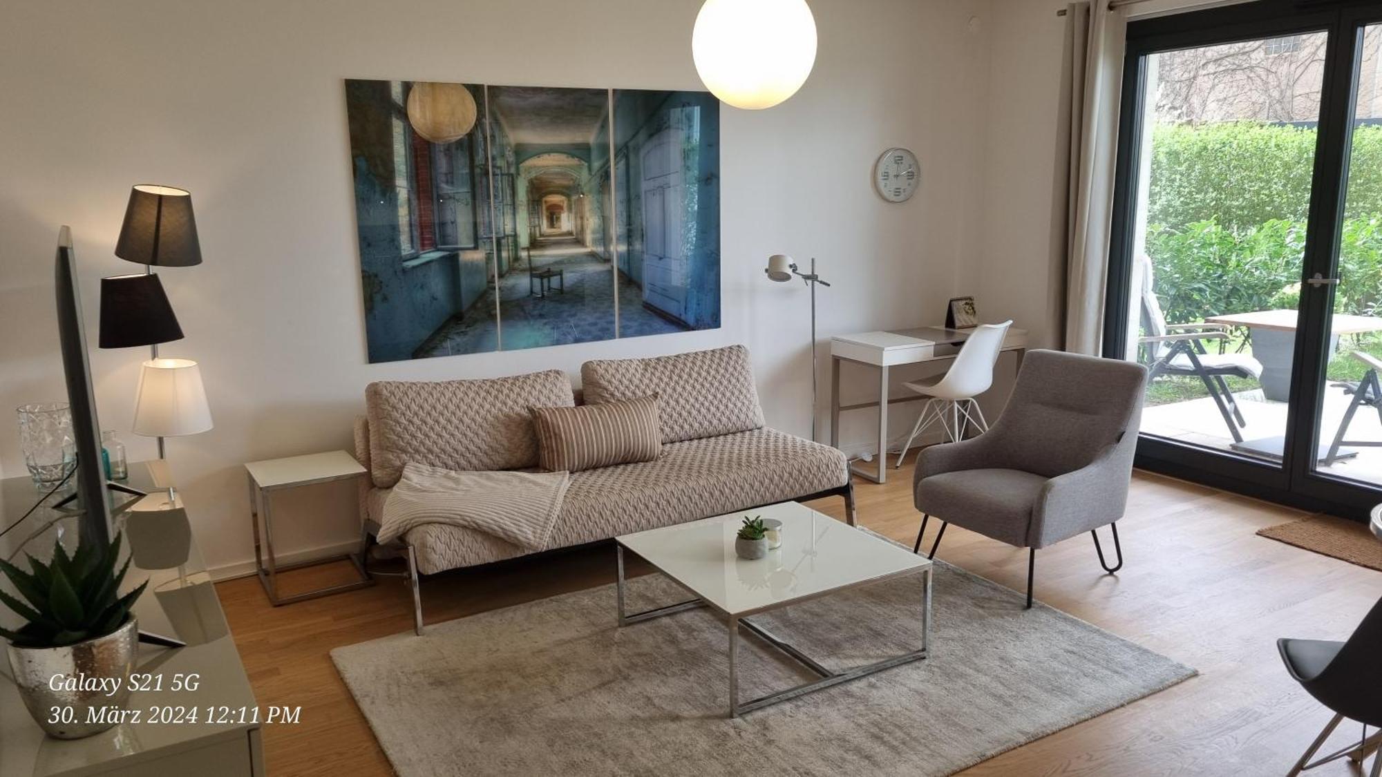 Luxi Luxurioeses Appartement Mit Terrasse Und Garten Mitten In Берлин Екстериор снимка